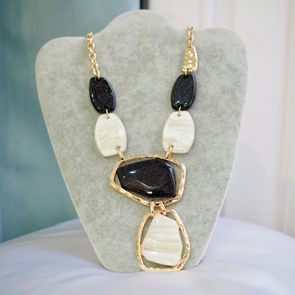 Elegance Necklace