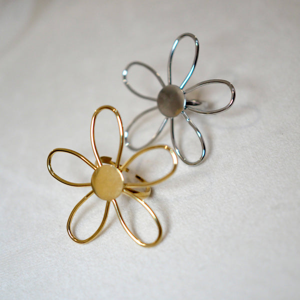 Silver Flower Ring