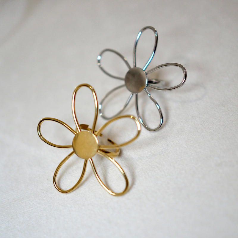 Silver Flower Ring