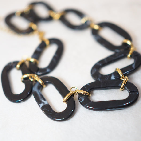 Bety Necklace
