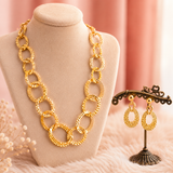 Conjunto Collar y Pendientes Aura